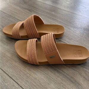 Reef Women’s Vista Braid 2 Sandals - Brown